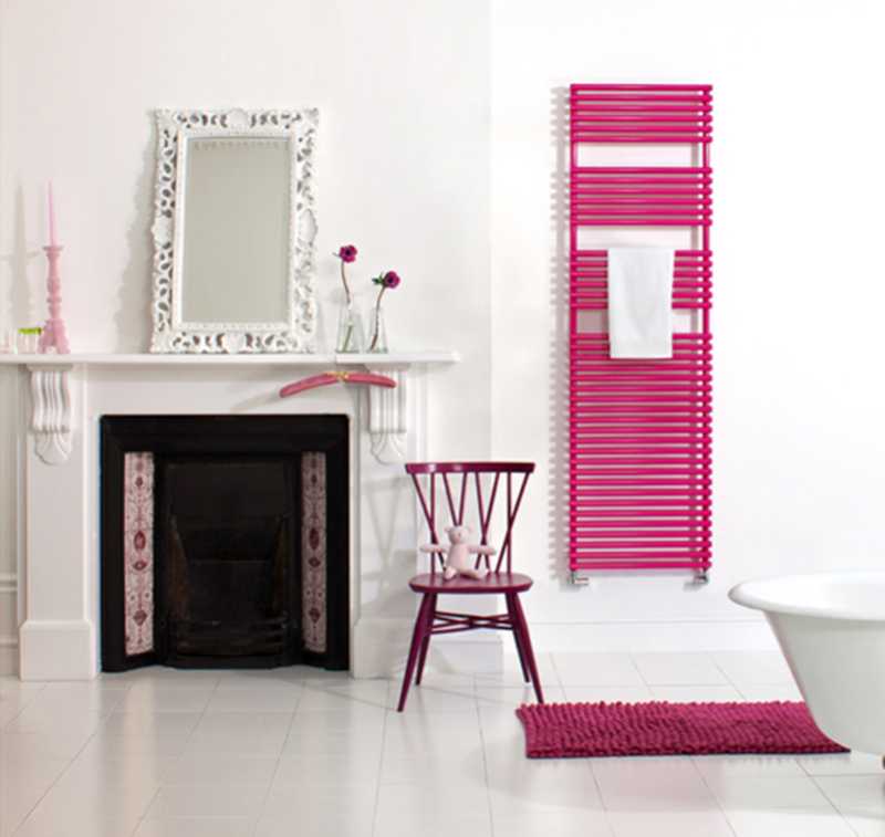 Bisque radiator in bright pink 
